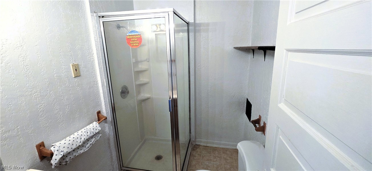 Heman El's Add - Commercial Sale