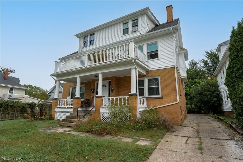 Photo of 1235 Donald Avenue #Upper North, Lakewood, OH 44107 (MLS # 5208505)