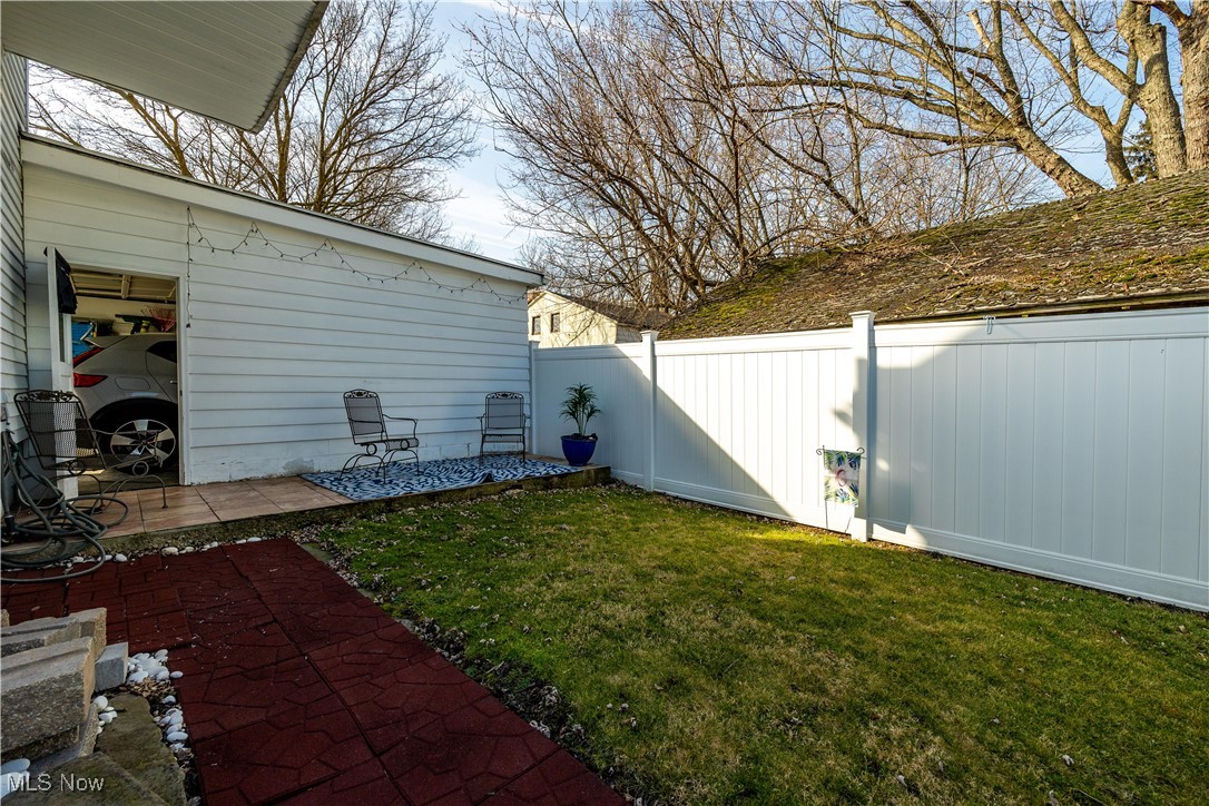 320 Jackson Street, Amherst, Ohio image 4