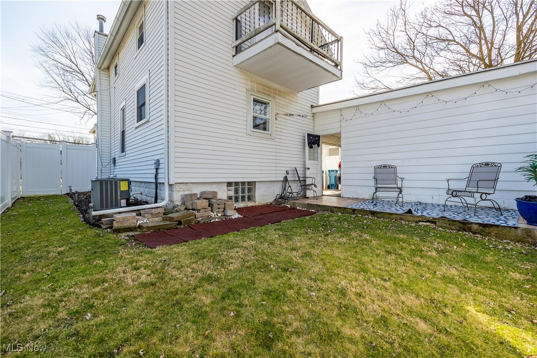 320 Jackson Street, Amherst, Ohio image 2