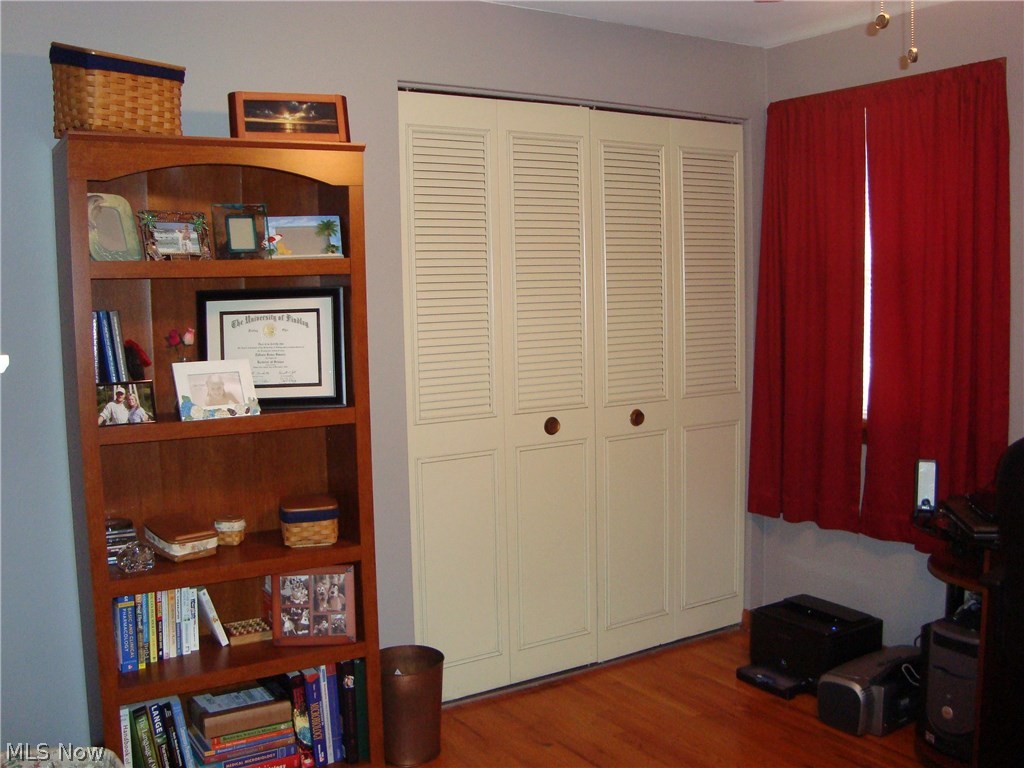 Applewood Acres - Residential