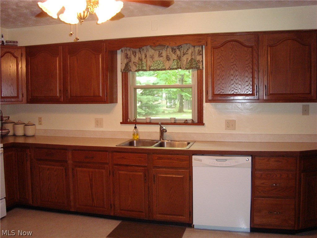 Applewood Acres - Residential