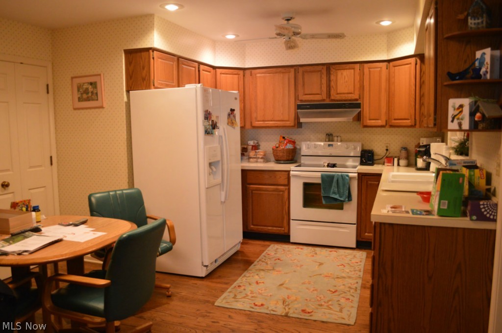 Fairway Homes Condo - Residential