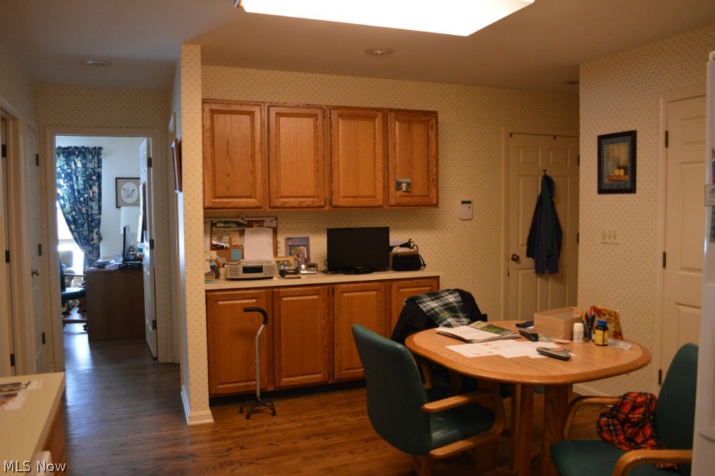 Fairway Homes Condo - Residential