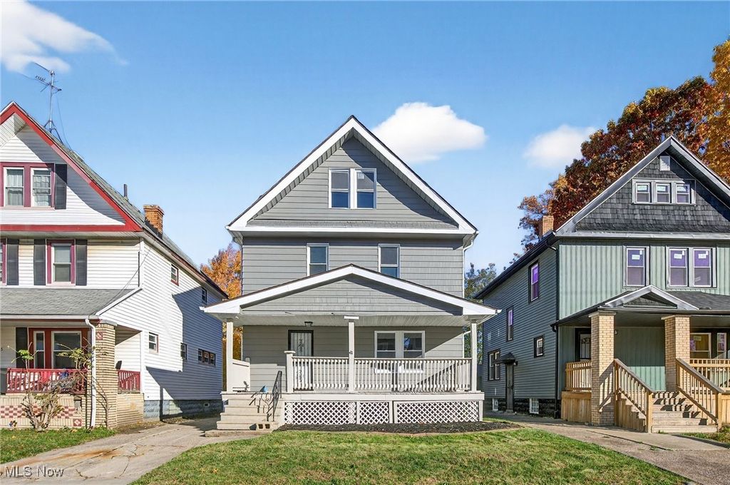 Photo of 11209 Continental Avenue, Cleveland, OH 44104 (MLS # 5174541)