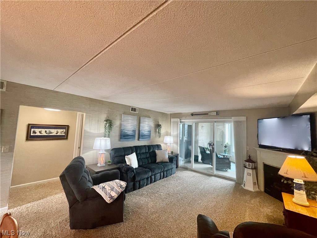 Marina Tower - Residential
