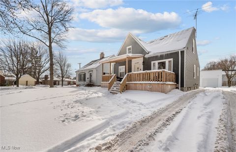 14407 Hollywood Avenue Cleveland OH 44111