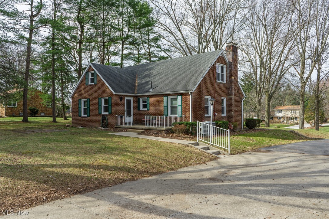 1650 S Sawburg Avenue, Alliance, Ohio image 3