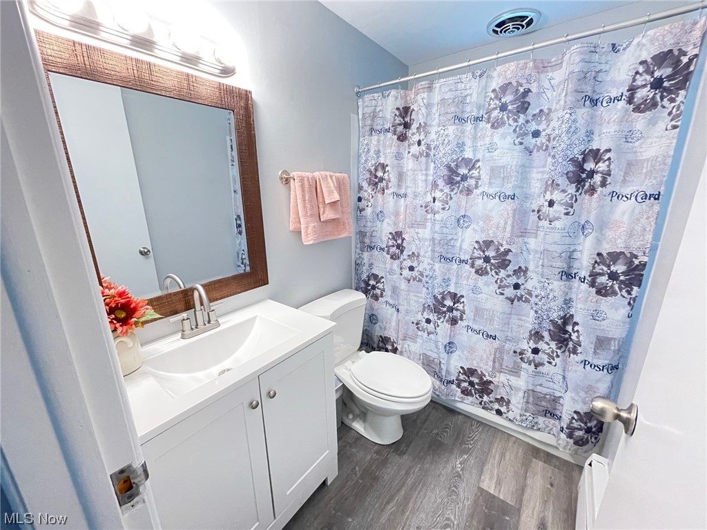 Royal Court Condo - Residential