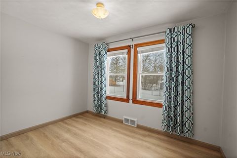 Tiny photo for 328 Keen Avenue, Ashland, OH 44805 (MLS # 5178744)