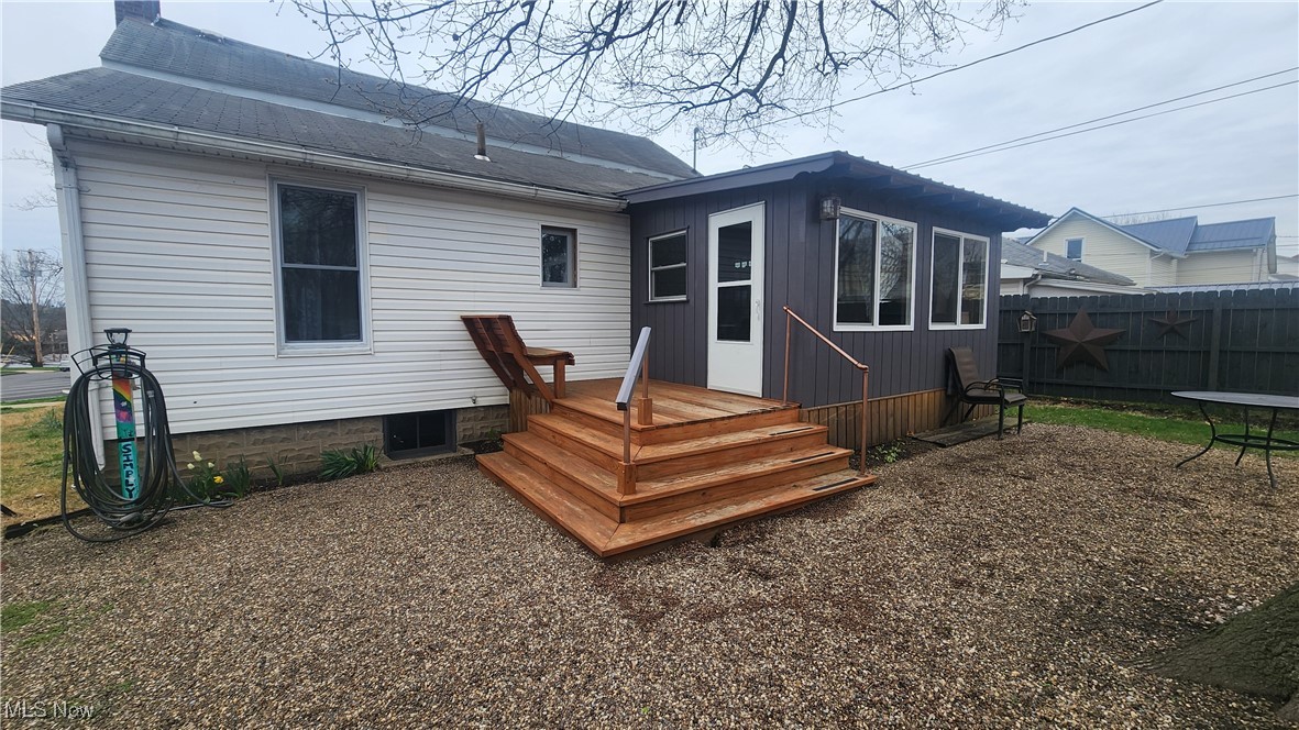 228 N 8th Street, Coshocton, Ohio image 5