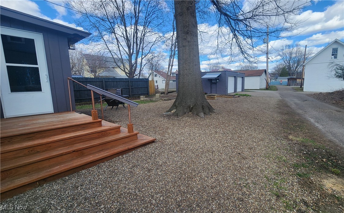 228 N 8th Street, Coshocton, Ohio image 7