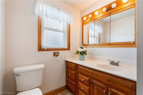 Tiny photo for 382 E Mohawk Drive, Malvern, OH 44644 (MLS # 5187296)