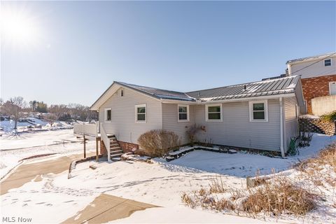 Tiny photo for 382 E Mohawk Drive, Malvern, OH 44644 (MLS # 5187296)