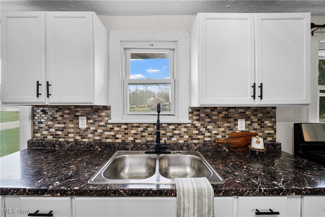 523 Sunshine Avenue, Youngstown, Ohio image 4