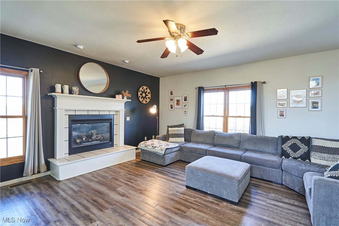 3653 Windsong Drive, Medina, Ohio image 8