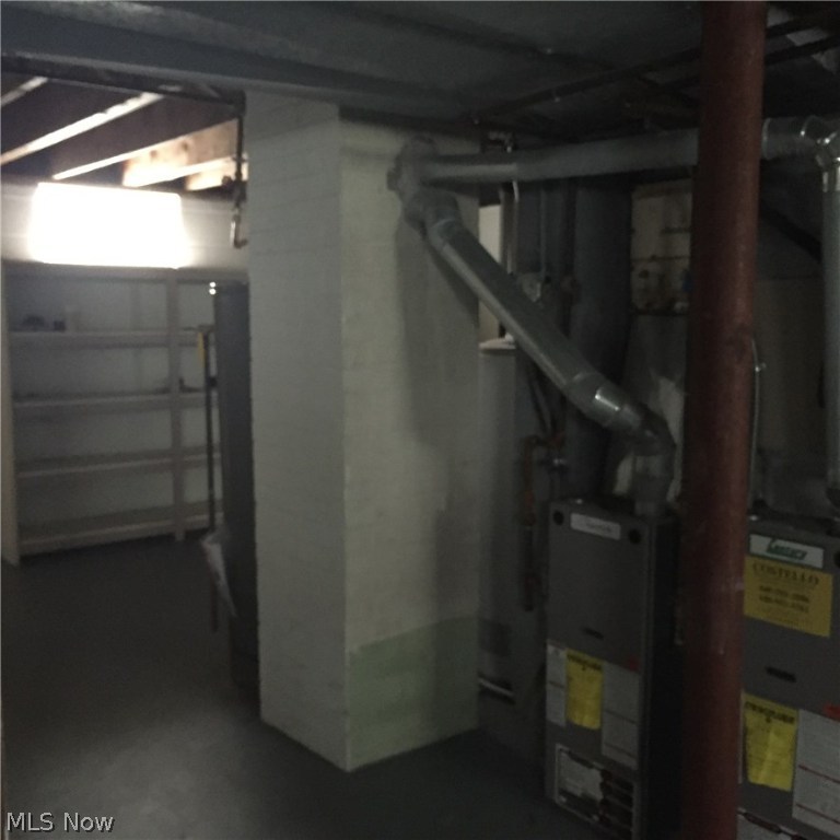 Lana Pasnow & P Krietzs Propo - Residential Lease