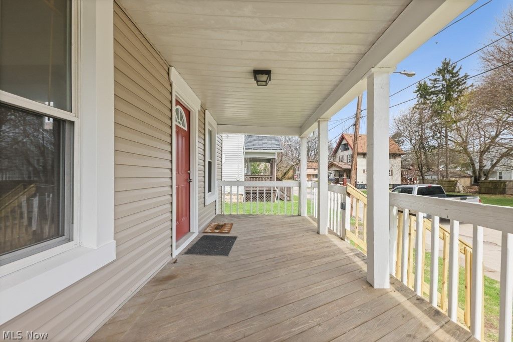 Photo of 44 Agate Place, Akron, OH 44305 (MLS # 5200336)