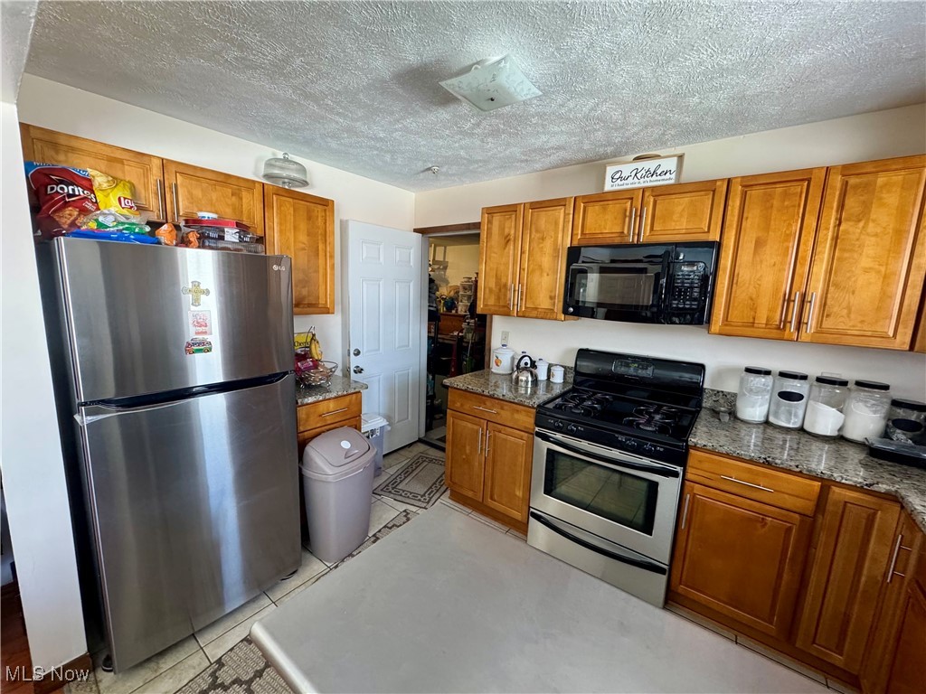 13716 Astor Avenue, Cleveland, Ohio image 3