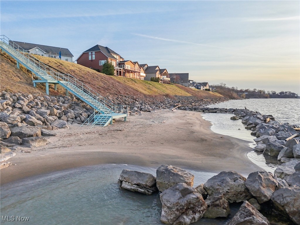1091 Outrigger Cove, Painesville, Ohio image 48