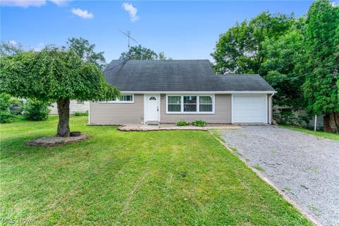 Homes For Sale - 3524 Champlain Avenue<br/> Mahoning County, Youngstown, OH 44502