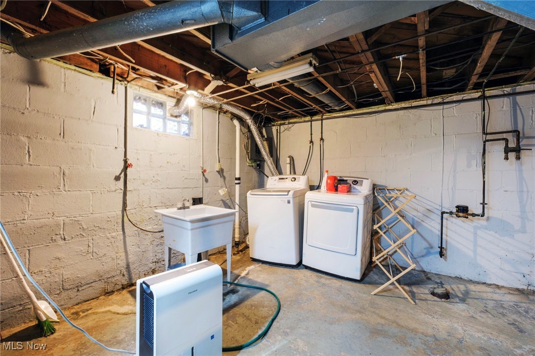 114 Wilson Avenue, Niles, Ohio image 35