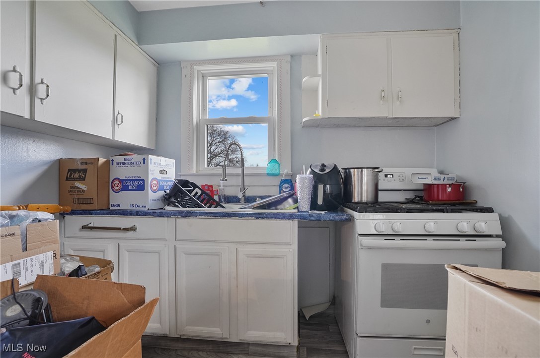 Service Park - Residential Income