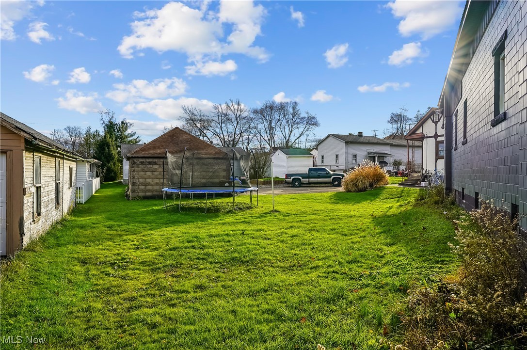 Service Park - Residential Income