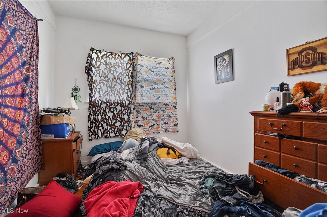 Service Park - Residential Income