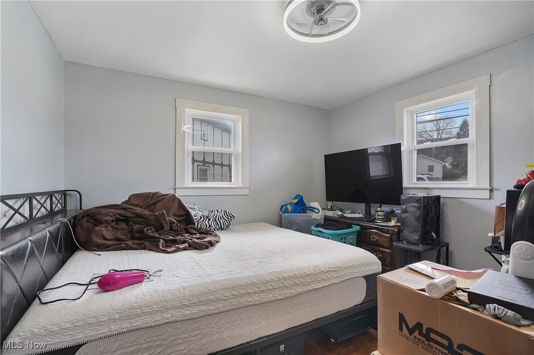 Service Park - Residential Income