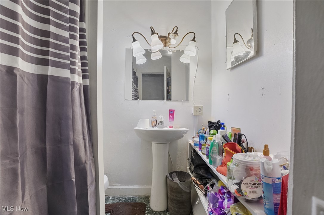 Service Park - Residential Income