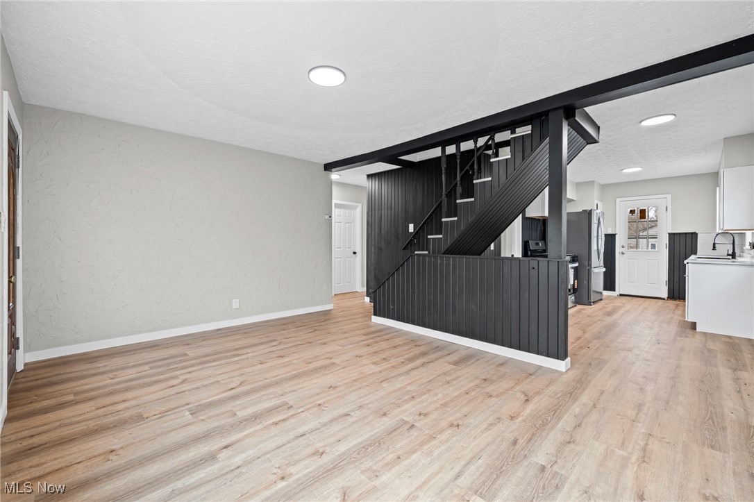 Knollwood - Residential