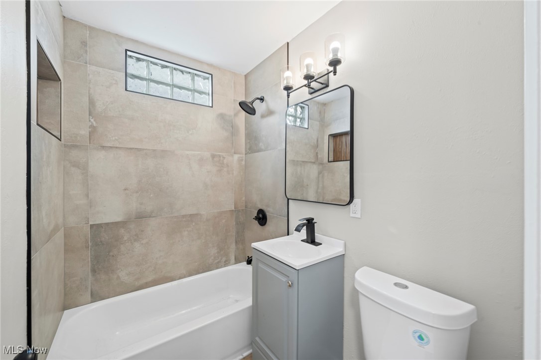 Knollwood - Residential