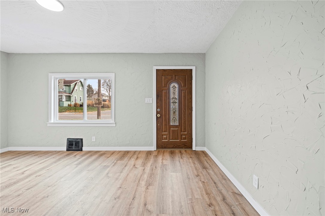 Knollwood - Residential