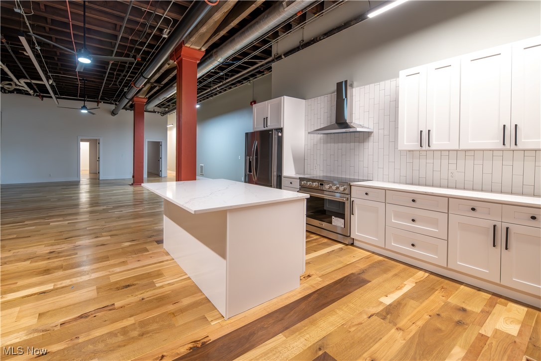 A Together With An Undivided I - Commercial Sale