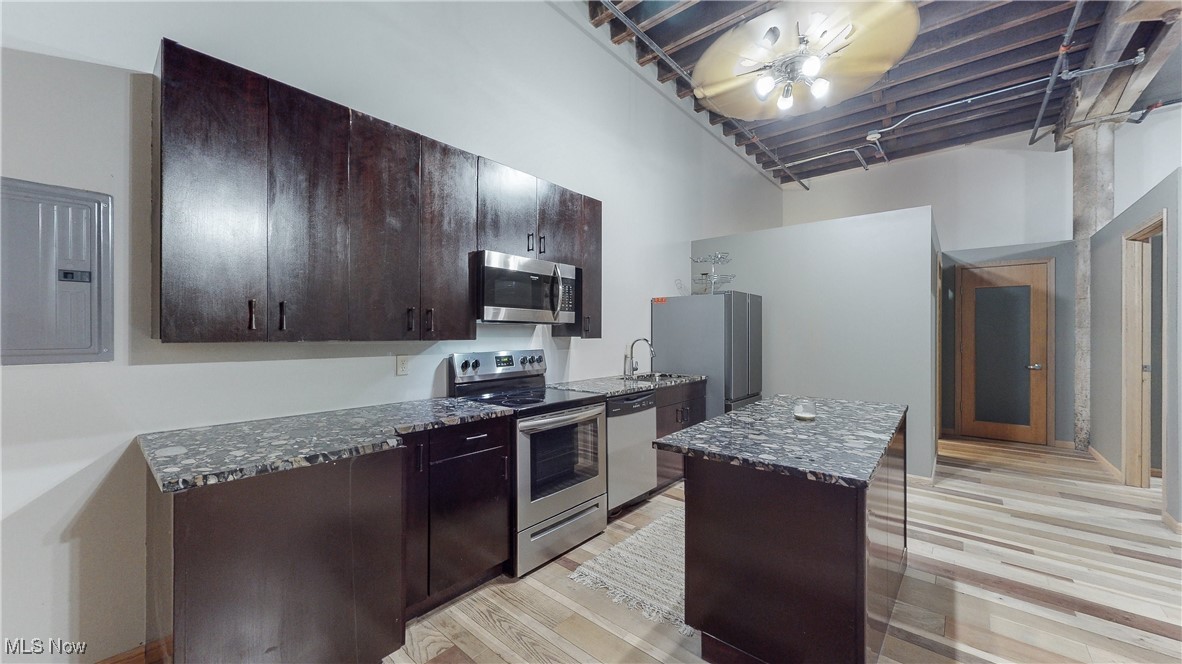 A Together With An Undivided I - Commercial Sale