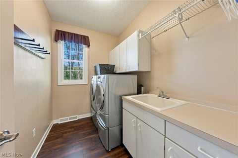 Tiny photo for 35982 Falcon Crest Avenue, Avon, OH 44011 (MLS # 5255347)