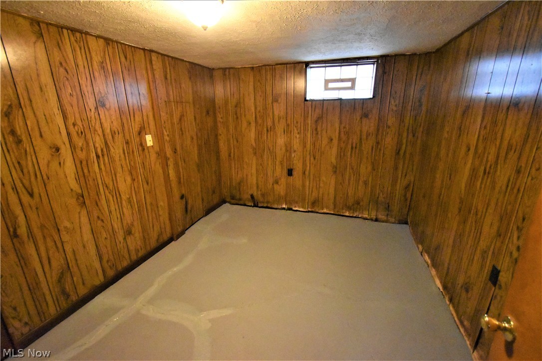 Walton Realty Cos Jefferson P - Residential