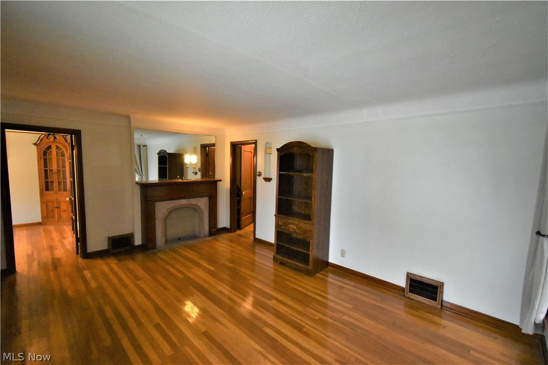 Walton Realty Cos Jefferson P - Residential