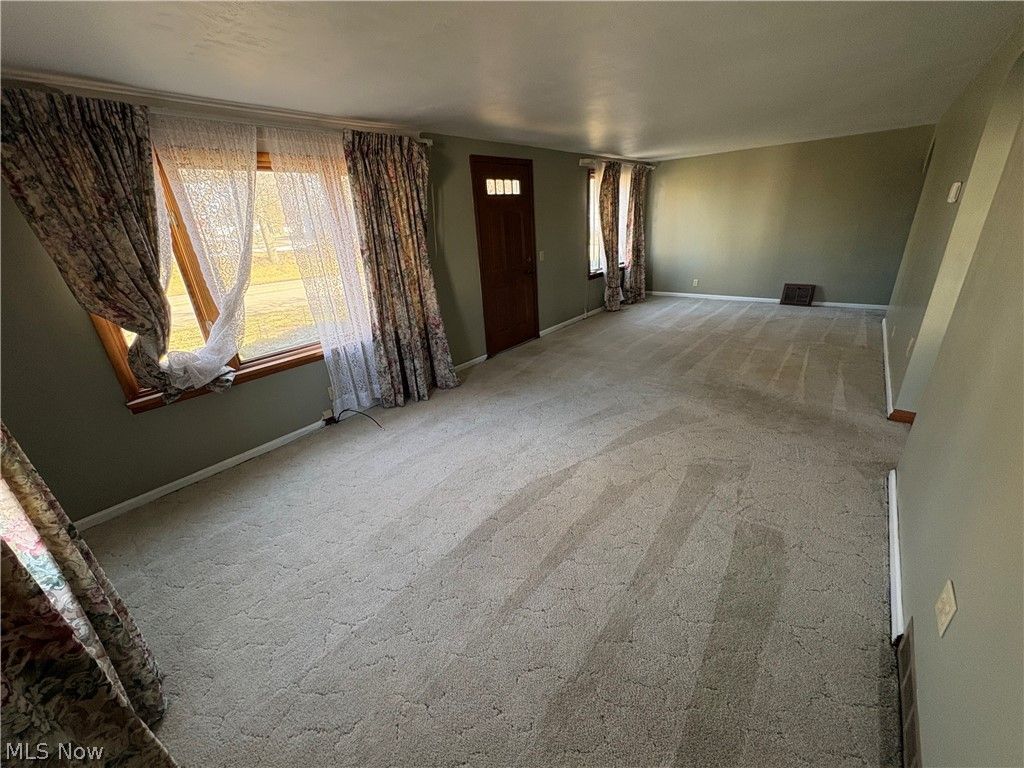 Photo of 4217 Harrison Avenue NW, Canton, OH 44709 (MLS # 5210804)