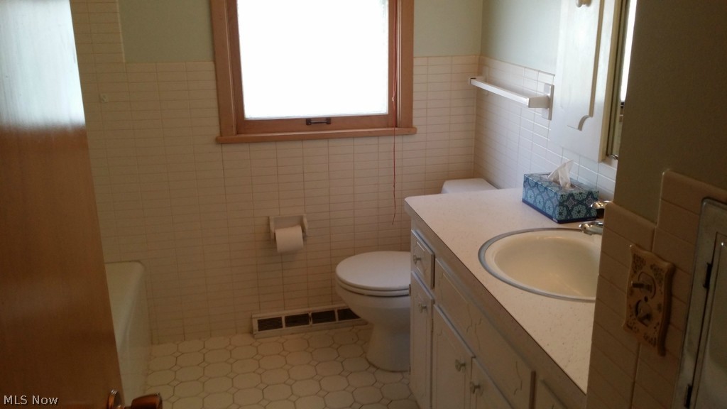 Schwartz & Zaremsky 04 - Residential