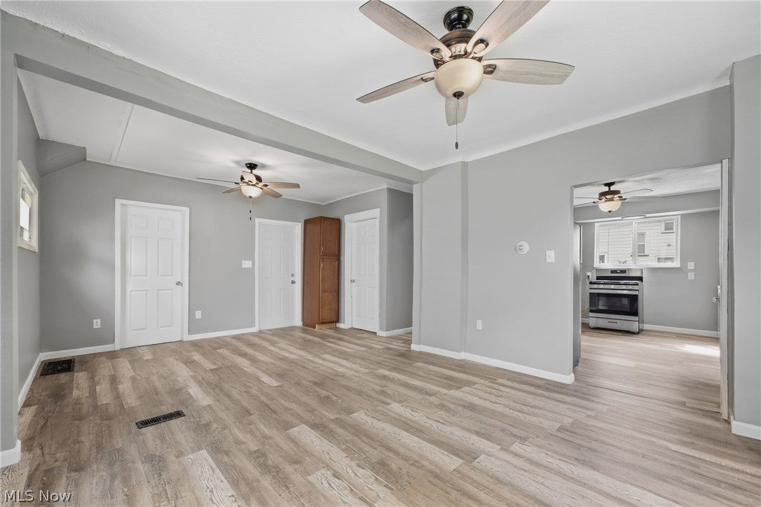 2162 W 95th Street