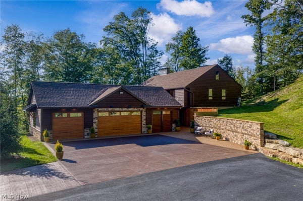 6915 EAGLE RD, WILLOUGHBY, OH 44094 - Image d33cc0b47c7dccbb3d4f649c33dc6af5/3347770799