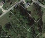 Nice residential lot with 1 acre to build your dream home. Located 5-10 mins to town.