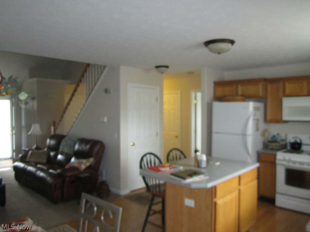 Village/Marsh Lndg Condo - Residential