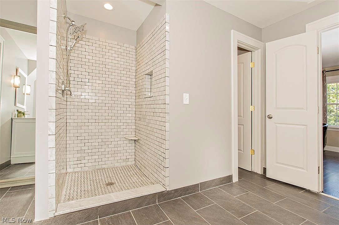 Van Sweringen Companys - Residential