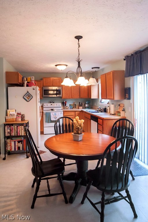 Lakes/Brittany Pointe - Residential