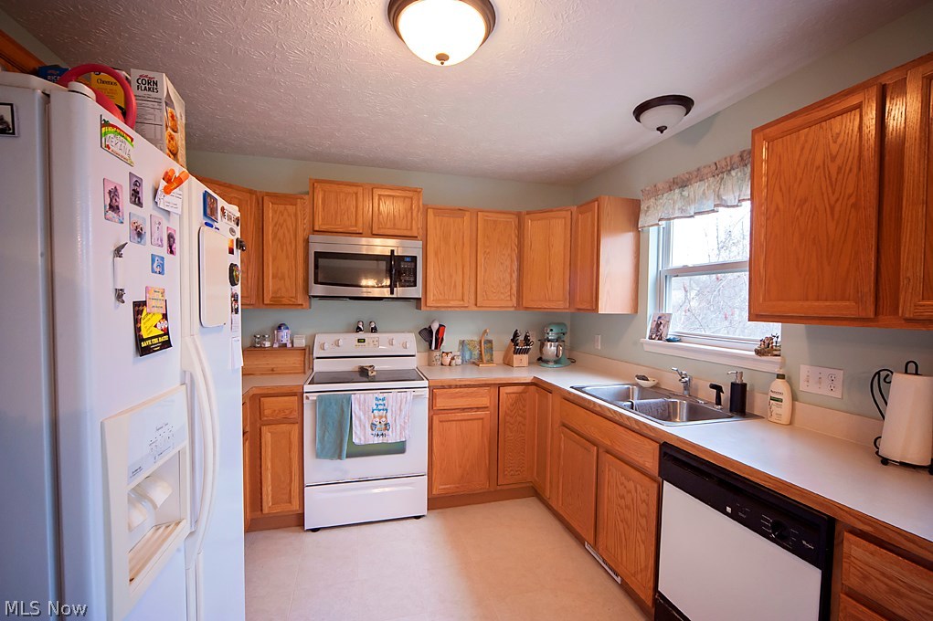 Lakes/Brittany Pointe - Residential