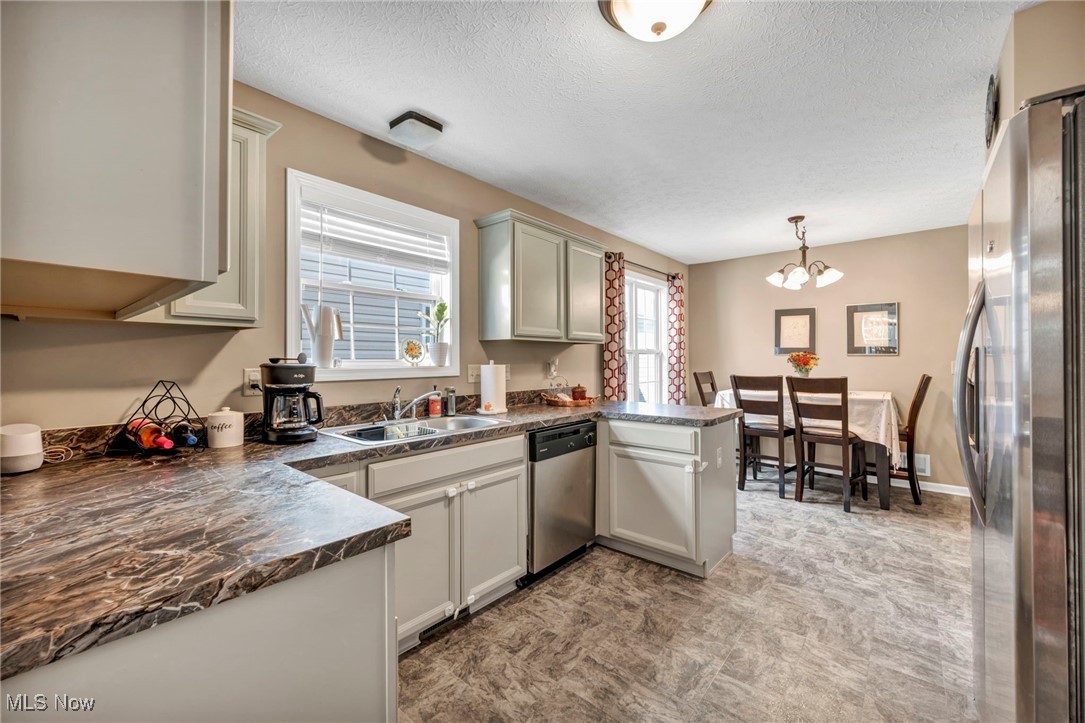 Replat/Pembrooke Place Ph 2 - Residential
