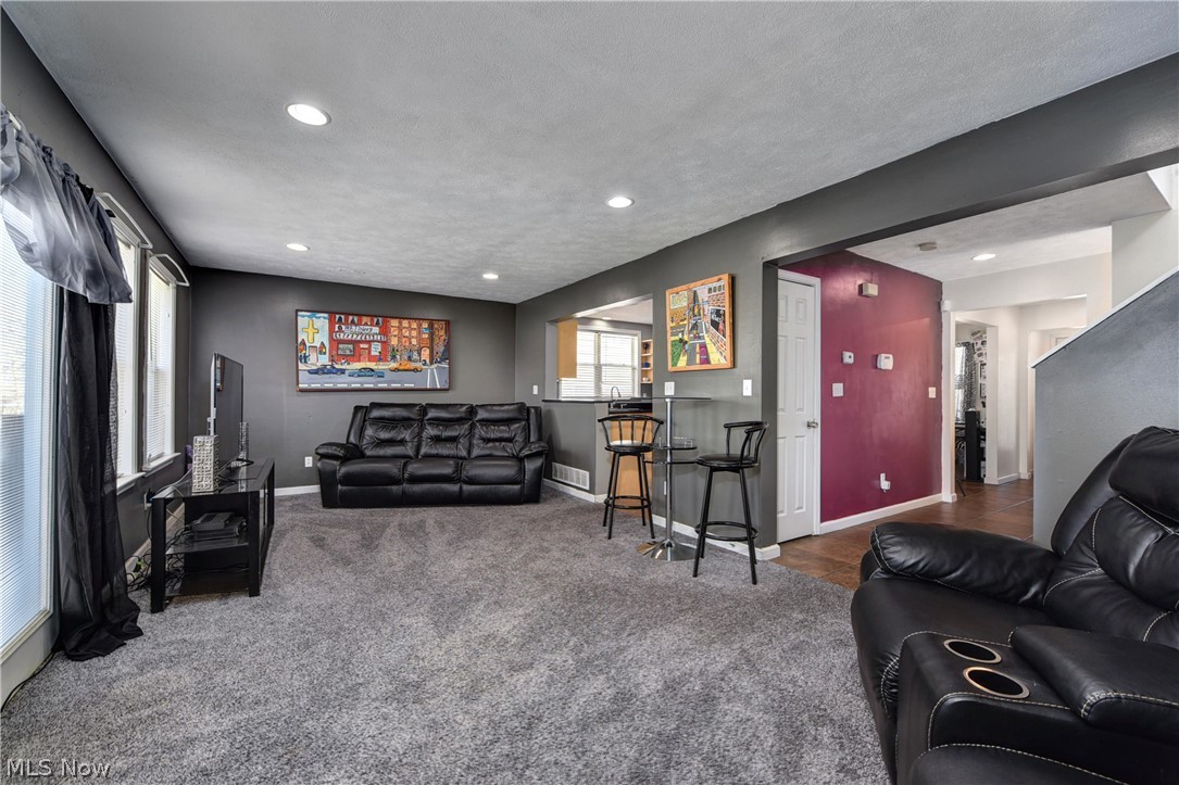 Jefferson Park - Residential